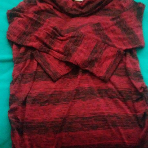 Maternity lightweight cowl neck tunic - Picture 3 of 8